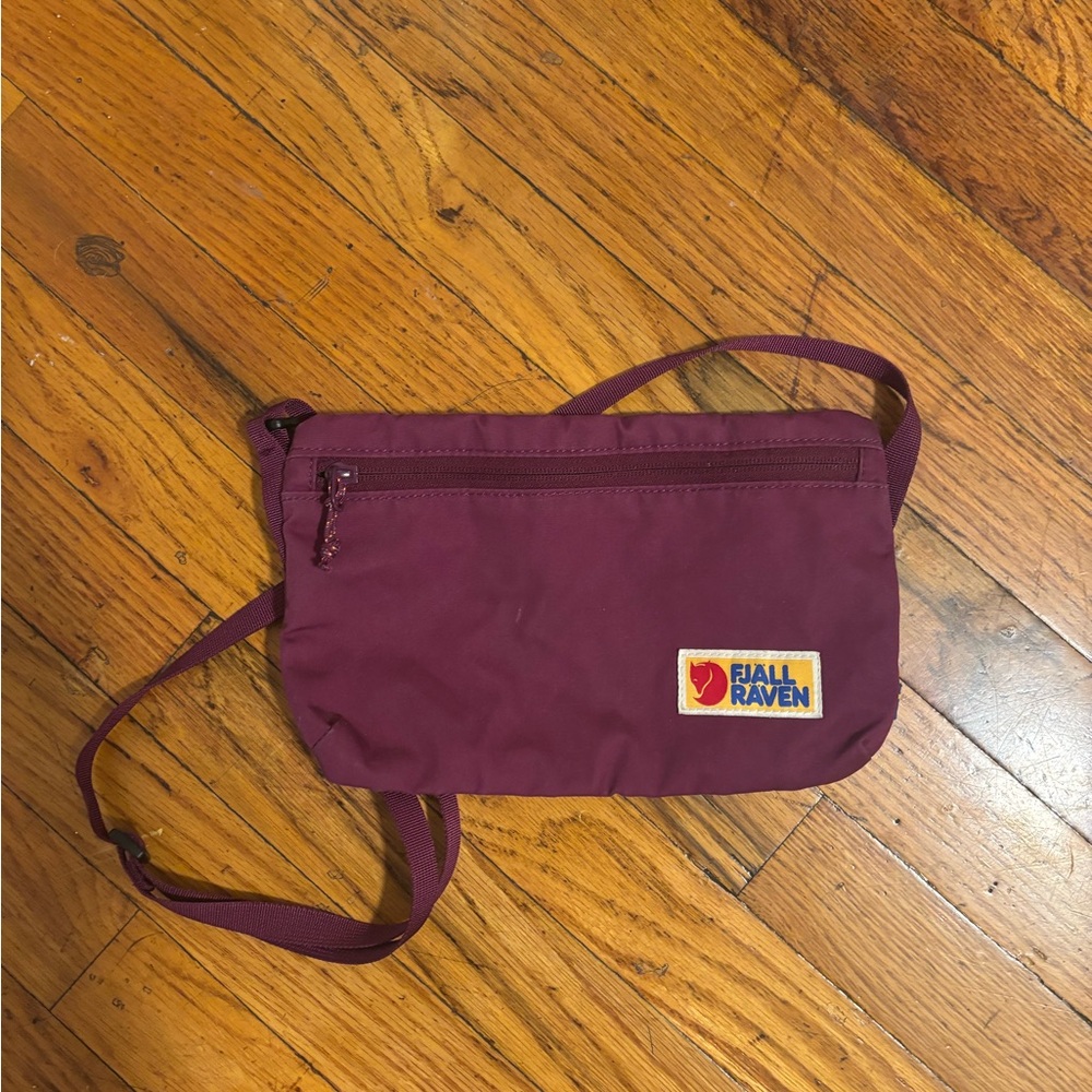 Fjällräven Purple Vardag Crossbody Bag